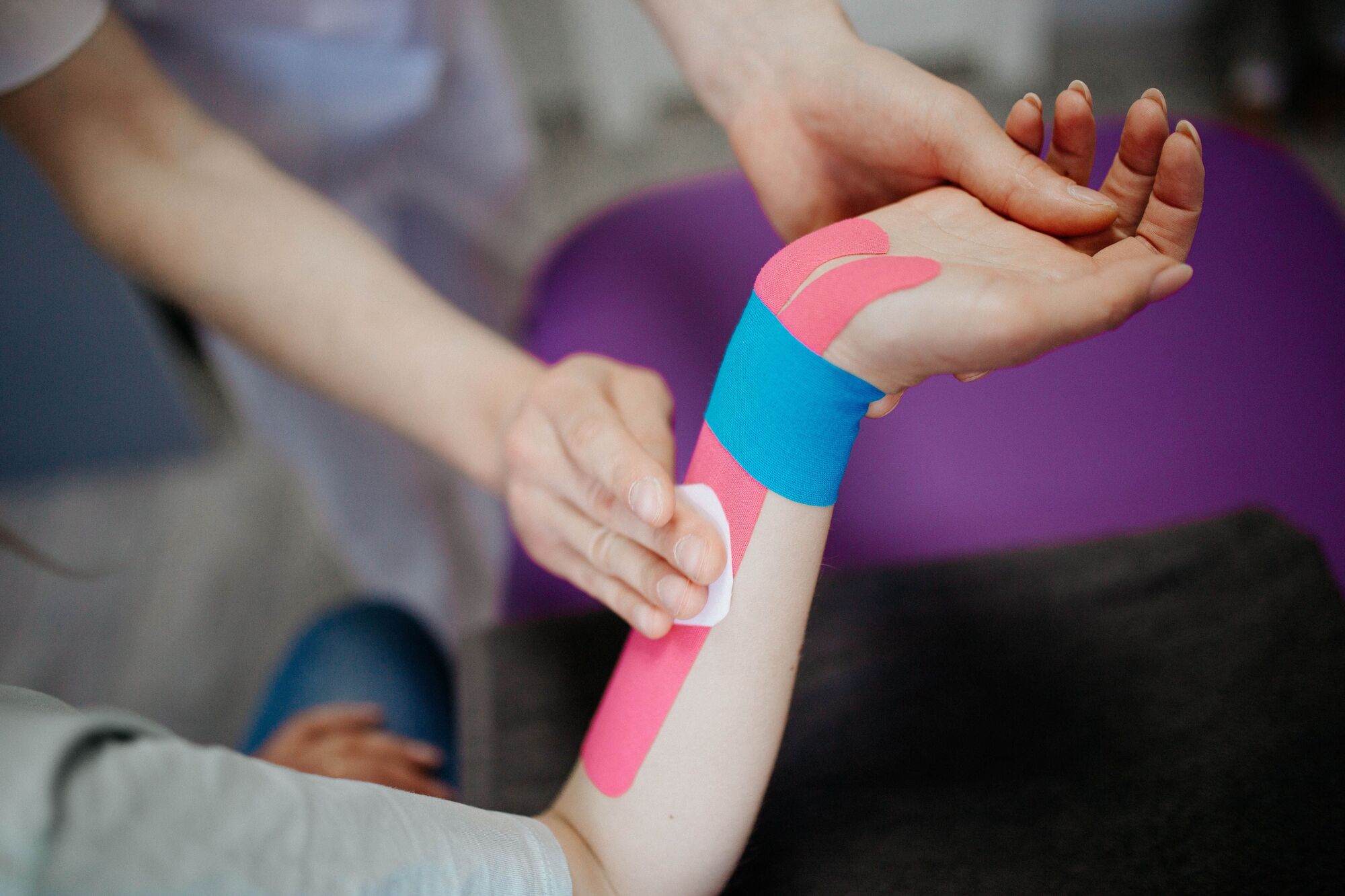 Sports Taping Hover Box Sports Taping Hover Box